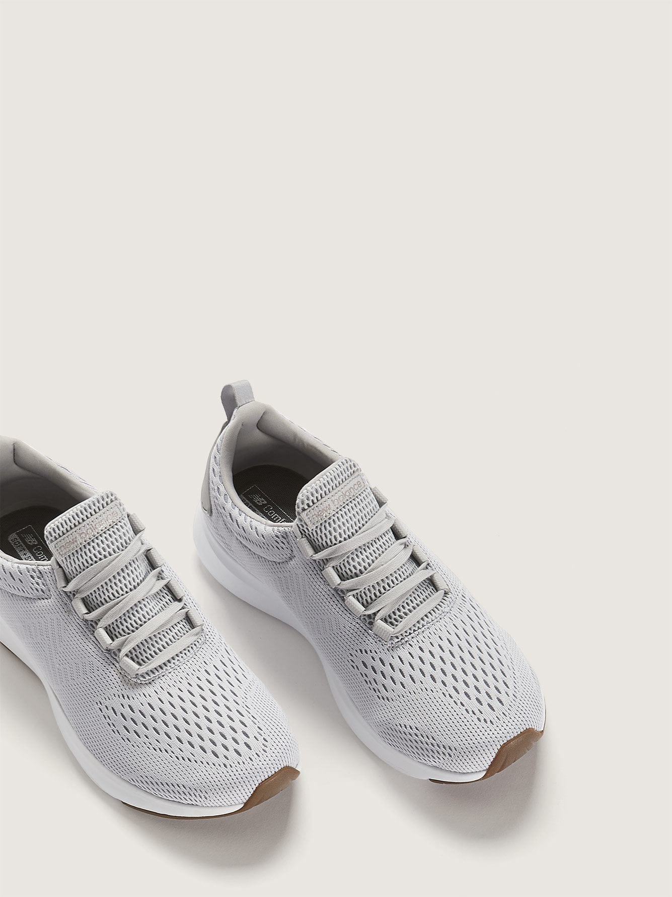 new balance pour pied large new balance pour pied large